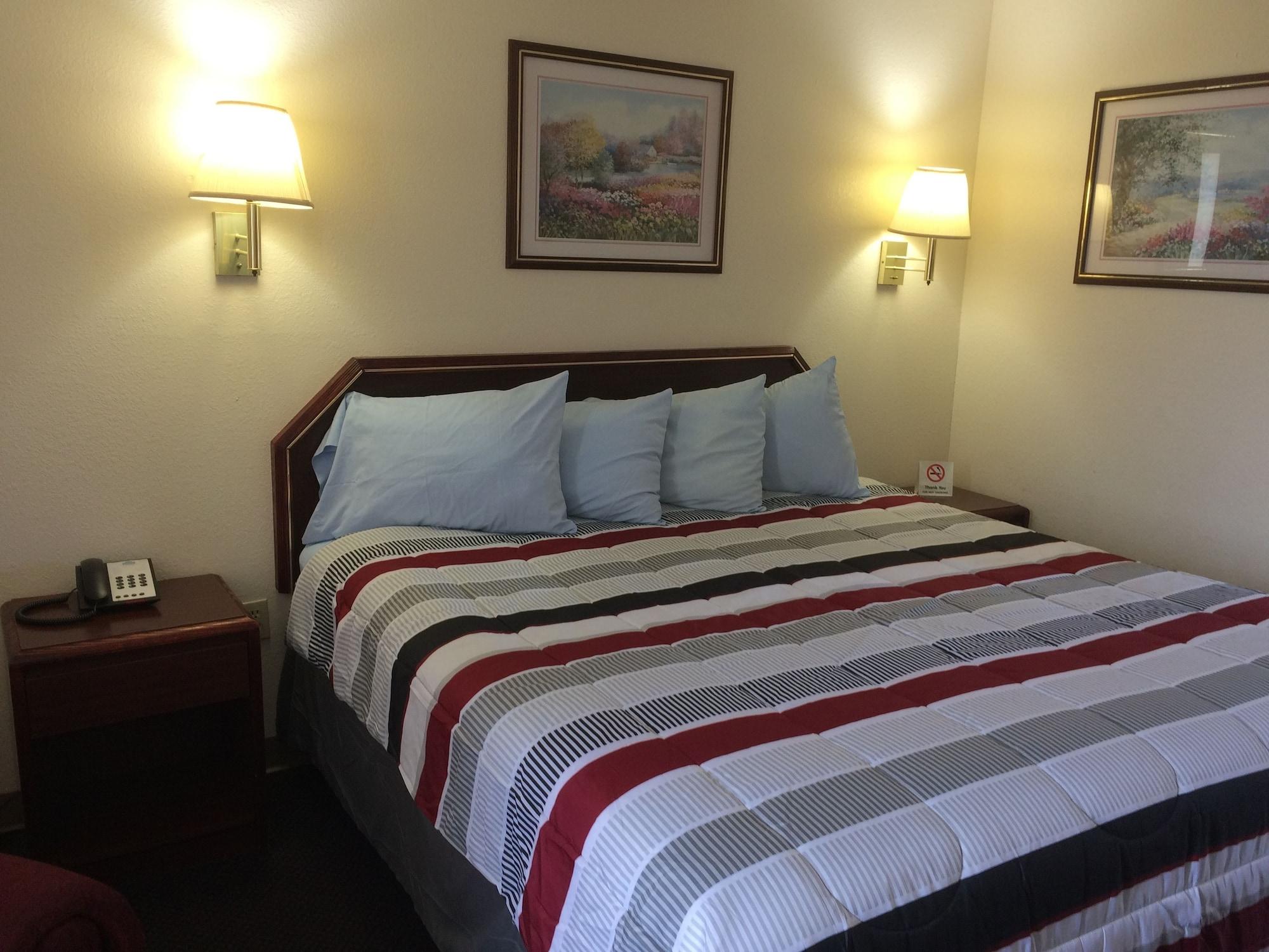 Luxury Inn & Suites Selma Luaran gambar