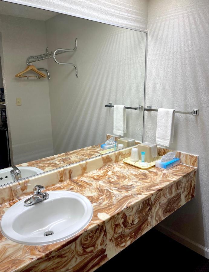 Luxury Inn & Suites Selma Luaran gambar
