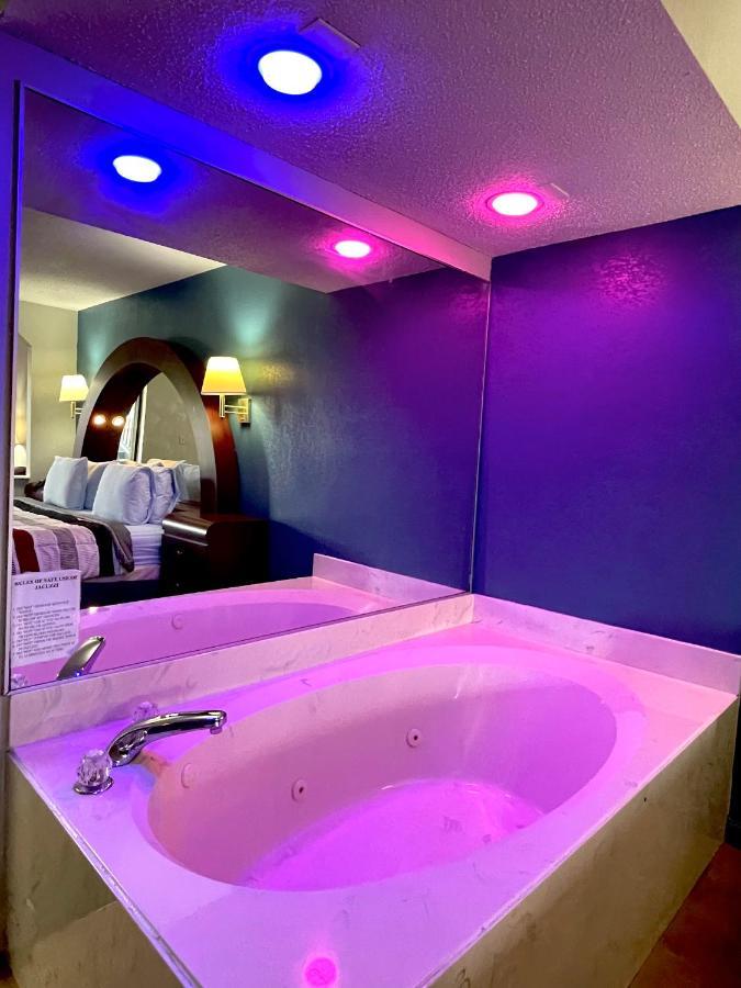 Luxury Inn & Suites Selma Luaran gambar