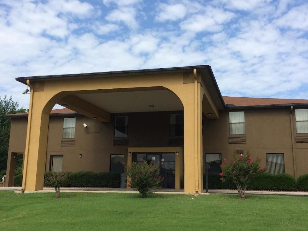 Luxury Inn & Suites Selma Luaran gambar