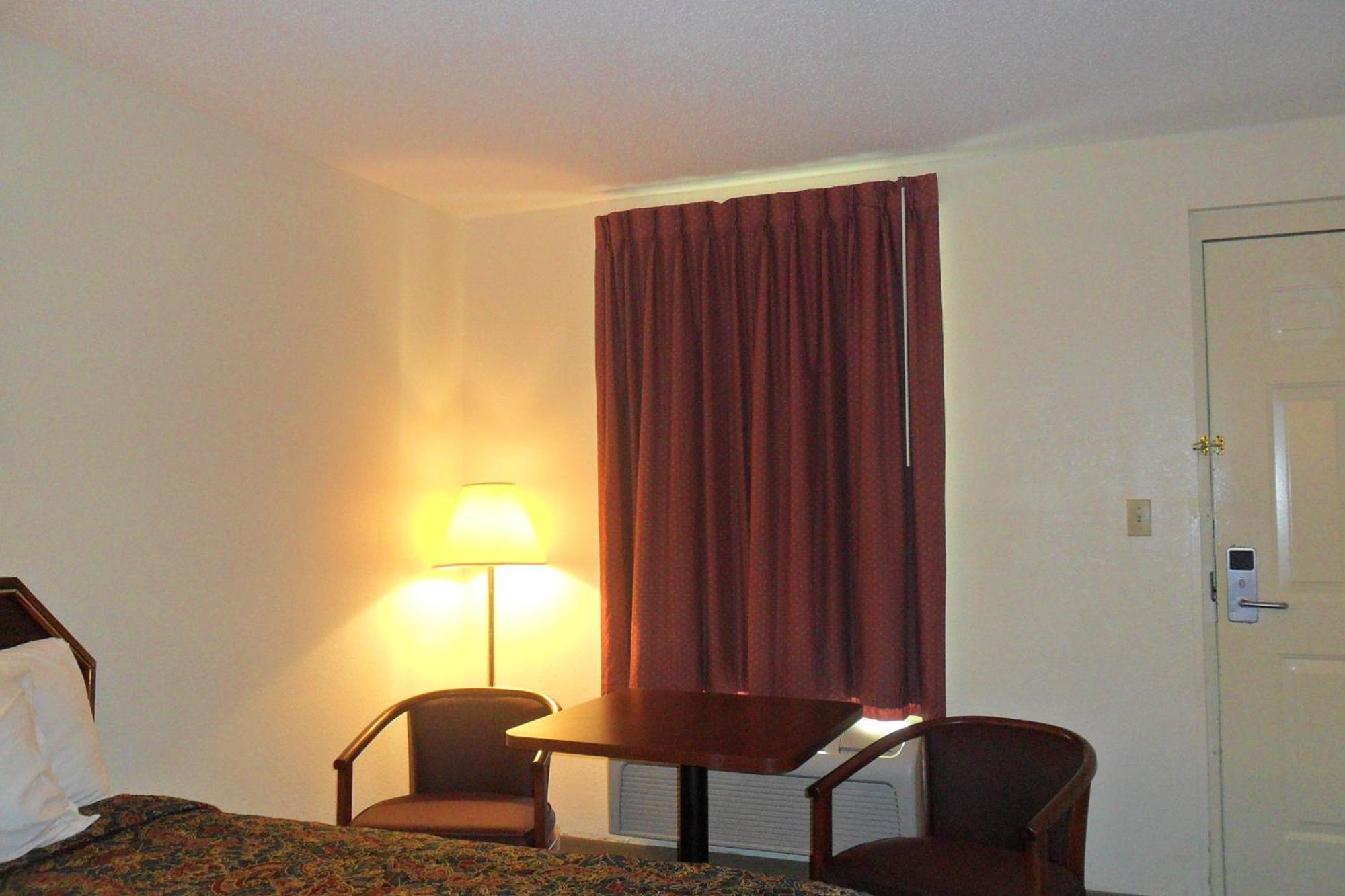 Luxury Inn & Suites Selma Bilik gambar