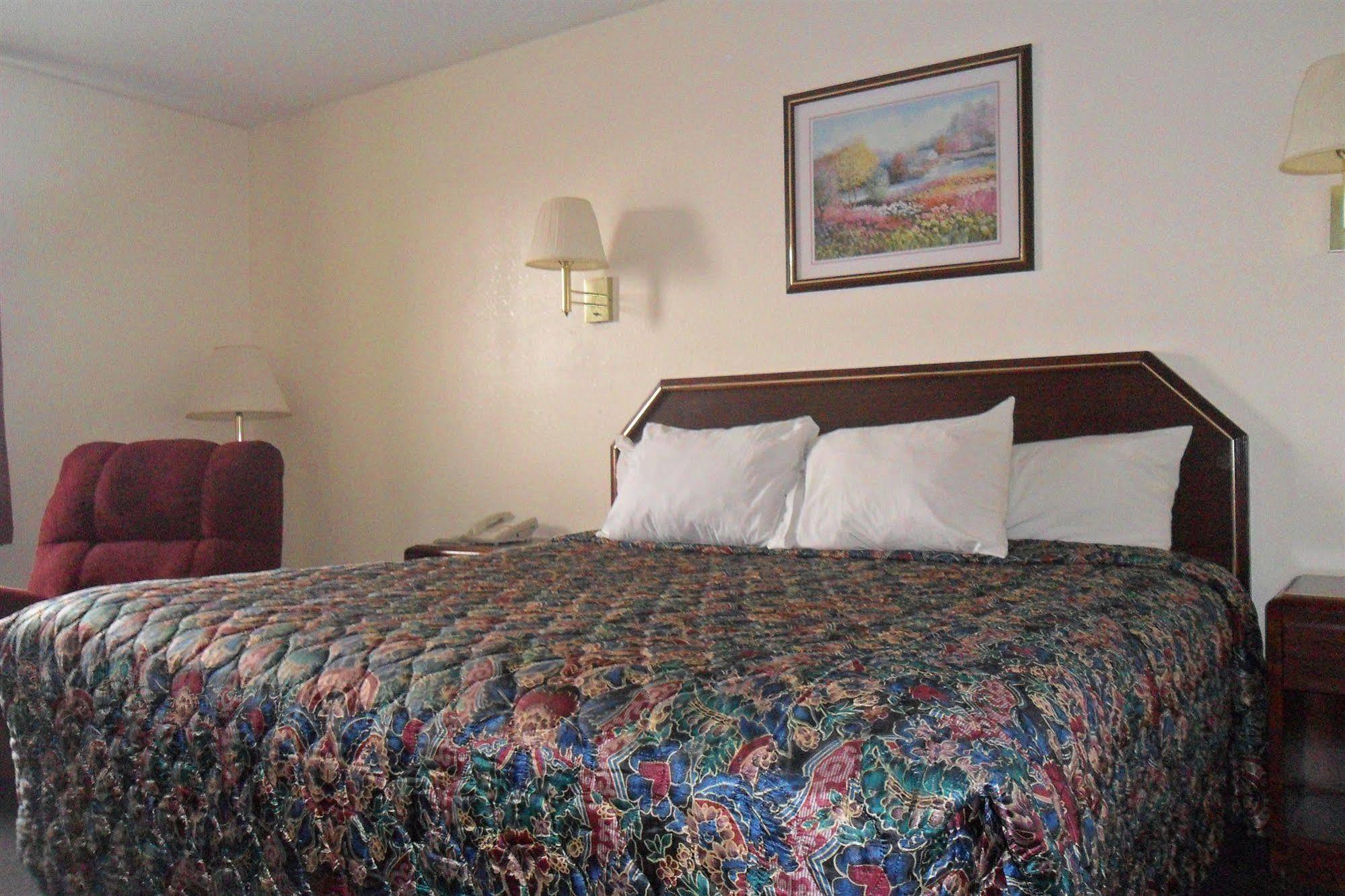 Luxury Inn & Suites Selma Luaran gambar